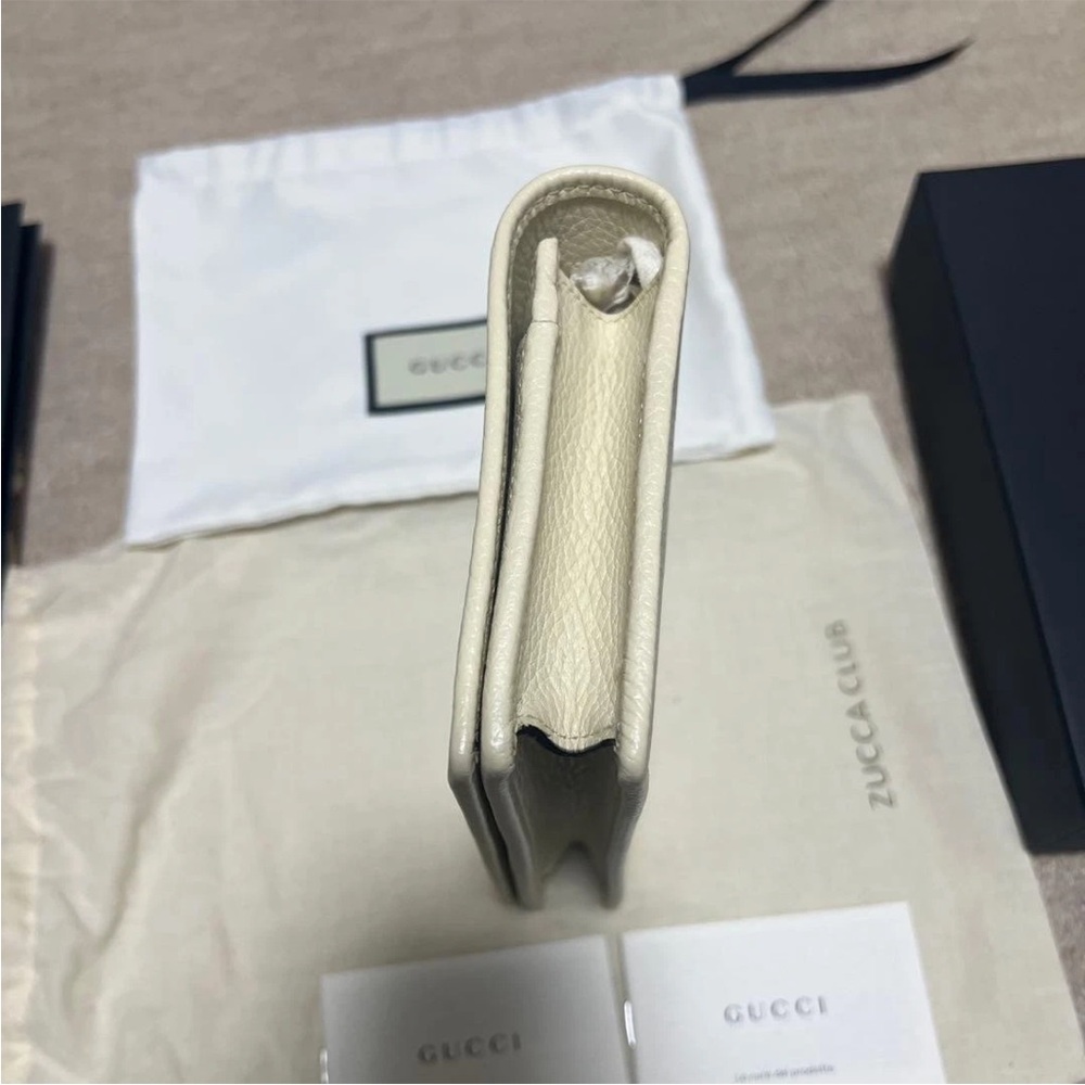 Gucci Cream Leather Shoulder Bag - Picture 4 of 10
